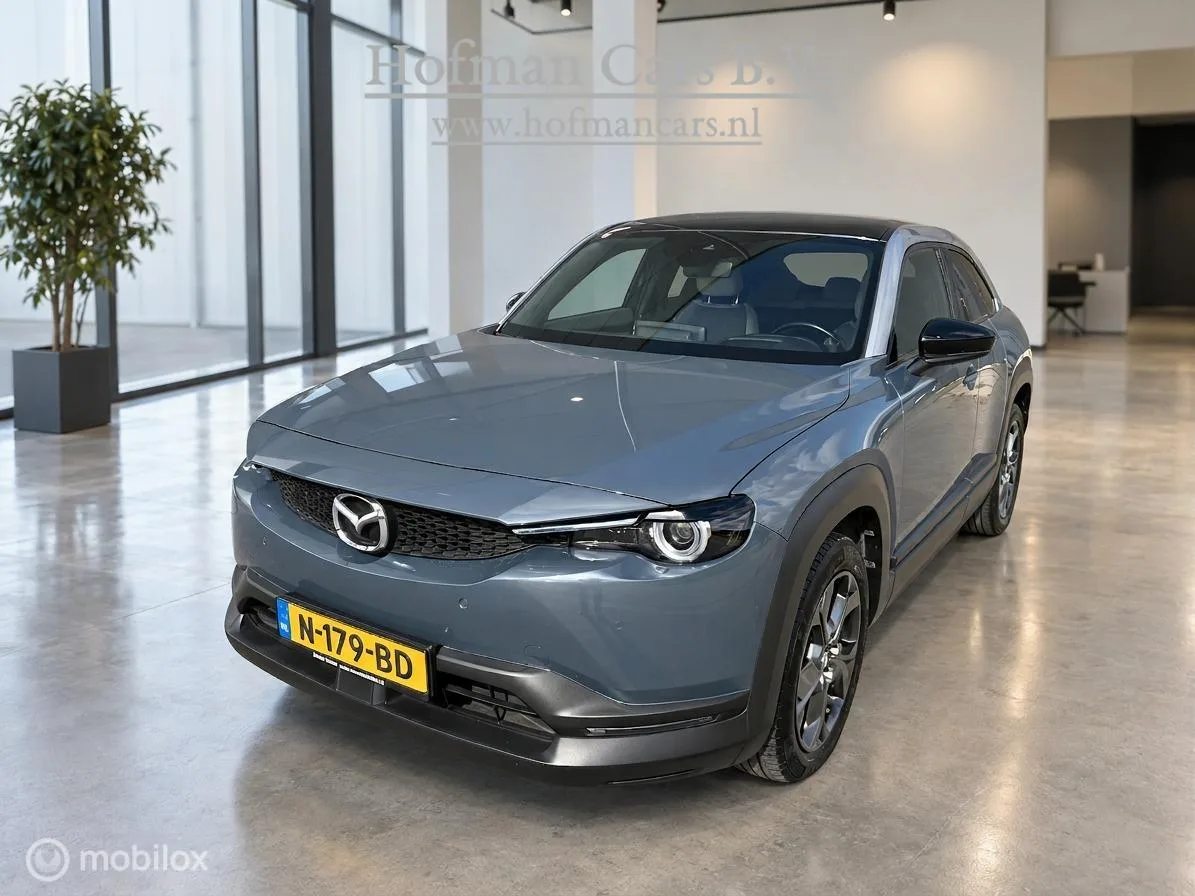 Mazda MX-30 (2021) — foto 1