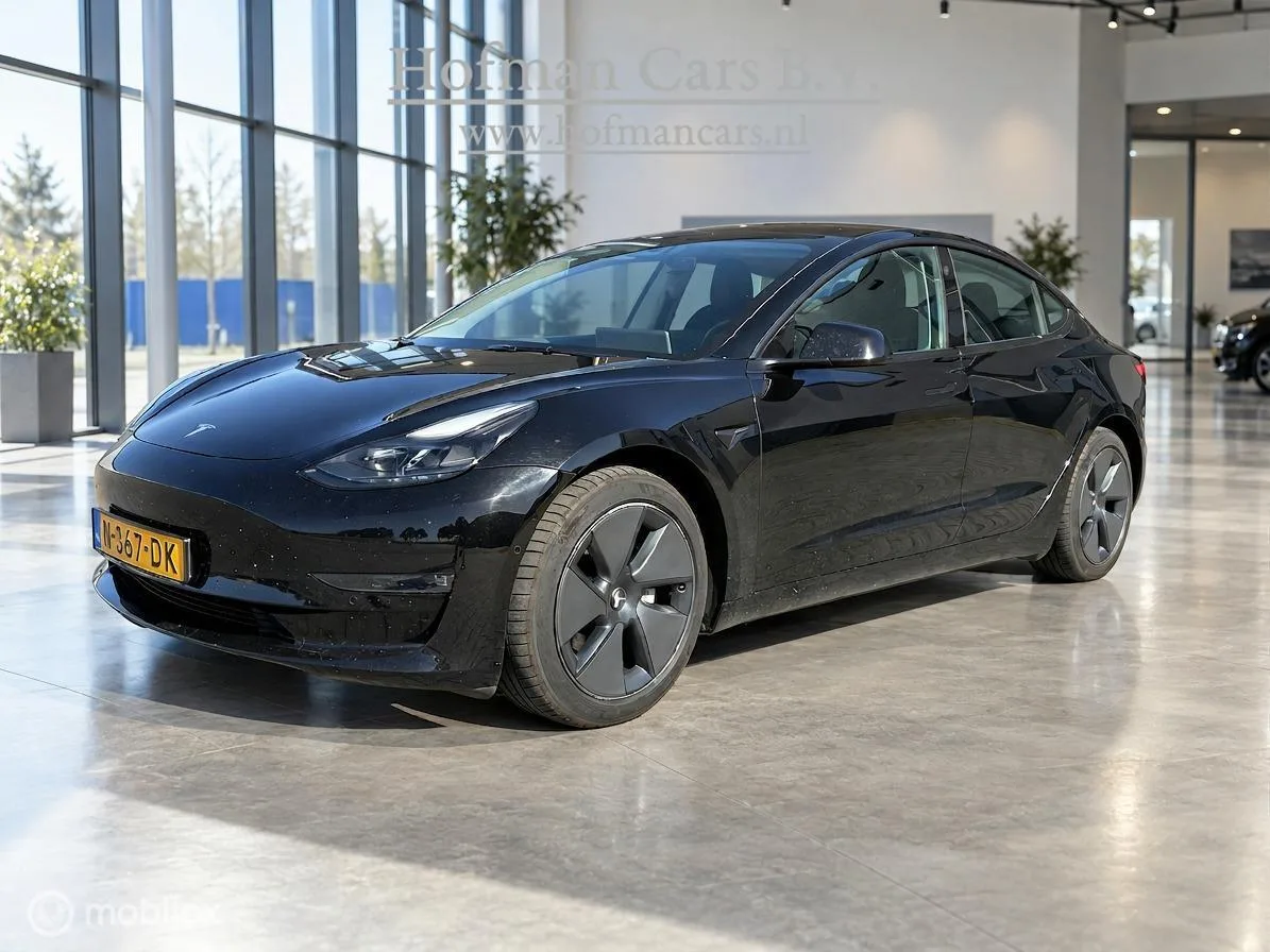 Tesla Model 3 (2021) — foto 1