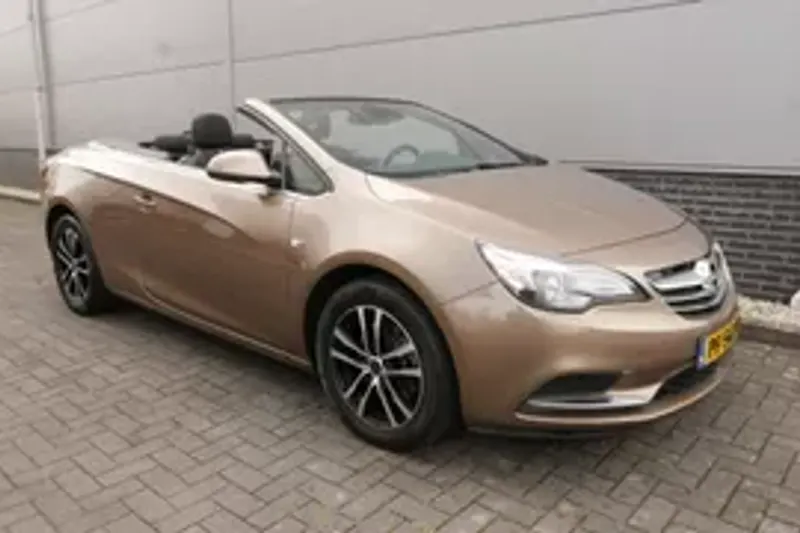 Opel Cascada (2014)