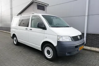 Volkswagen Transporter (2008) — foto 1