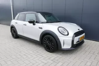MINI Cooper (2021) — foto 1