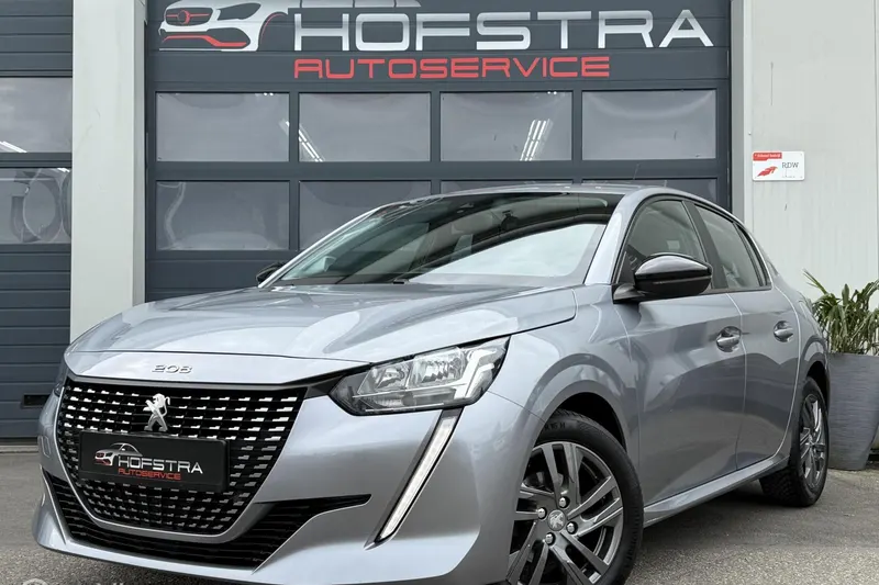 Peugeot 208 (2023)