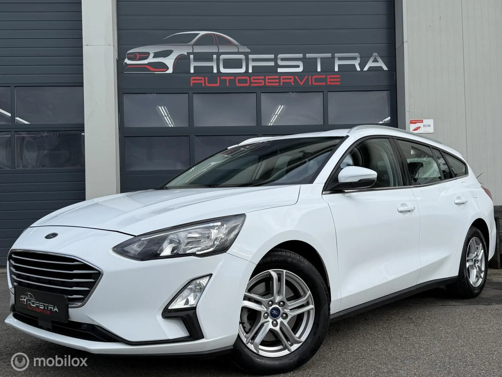 Ford Focus (2021) — foto 1