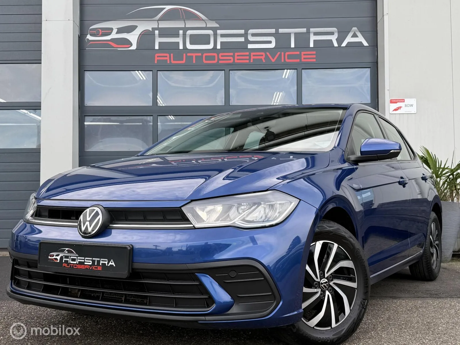 Volkswagen Polo (2023) — foto 1