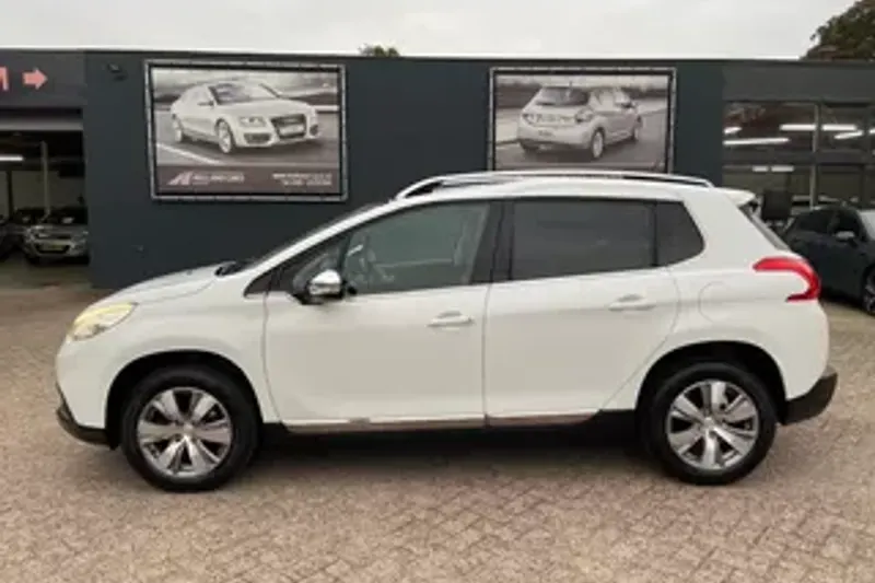 Peugeot 2008 (2015)
