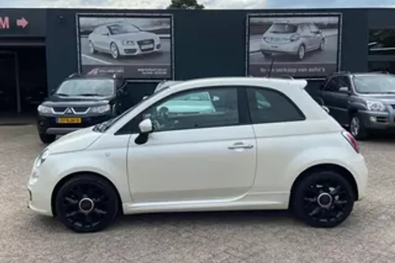 Fiat 500 (2015)
