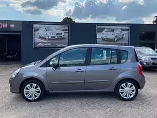Renault Grand Modus (2009) — foto 1