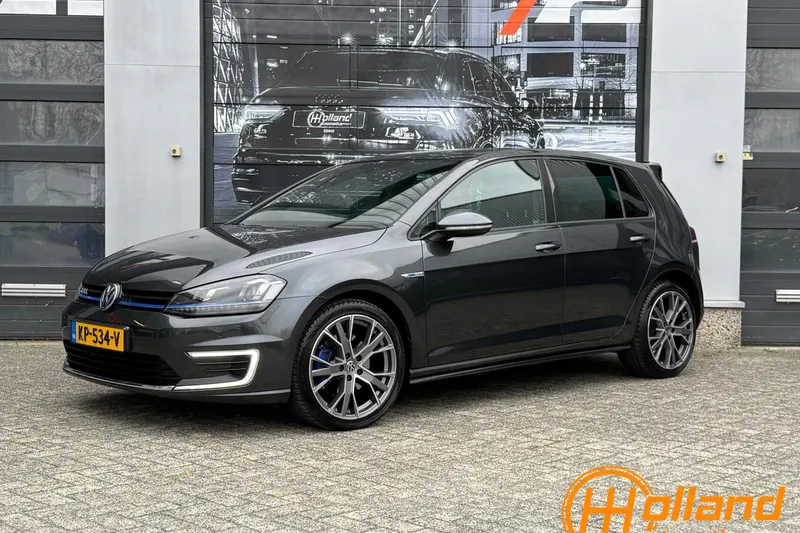 Volkswagen Golf (2016)