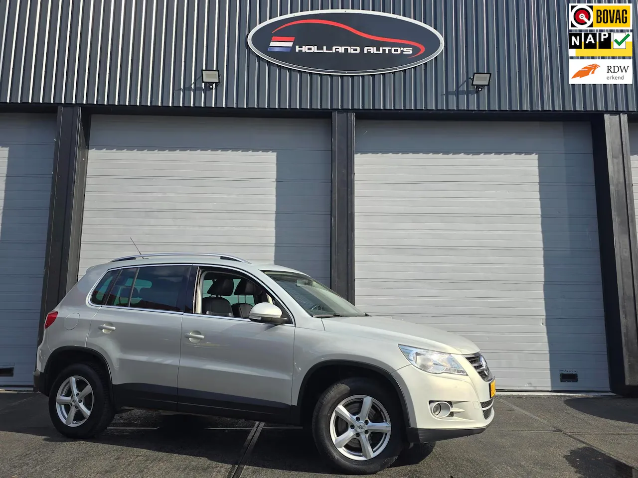 Volkswagen Tiguan (2008) — foto 1