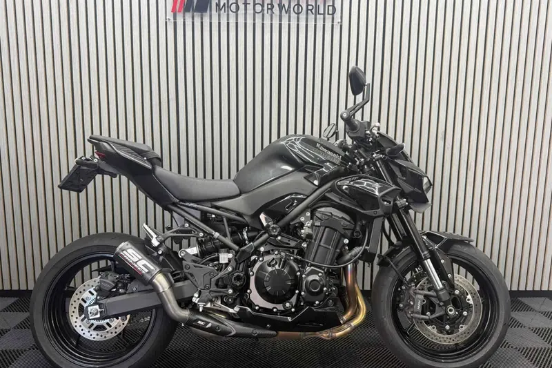 Kawasaki Z900 (2025)
