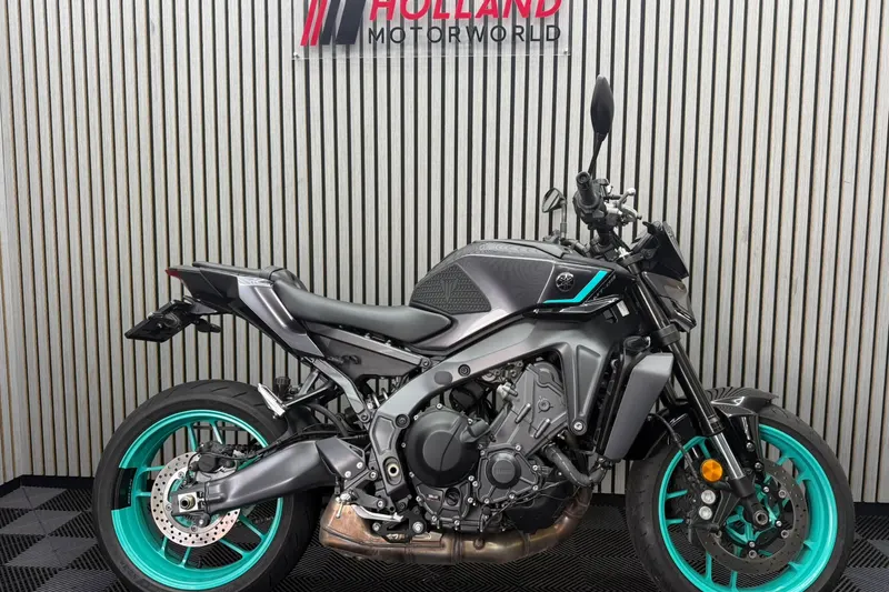 Yamaha MT-09 (2024)