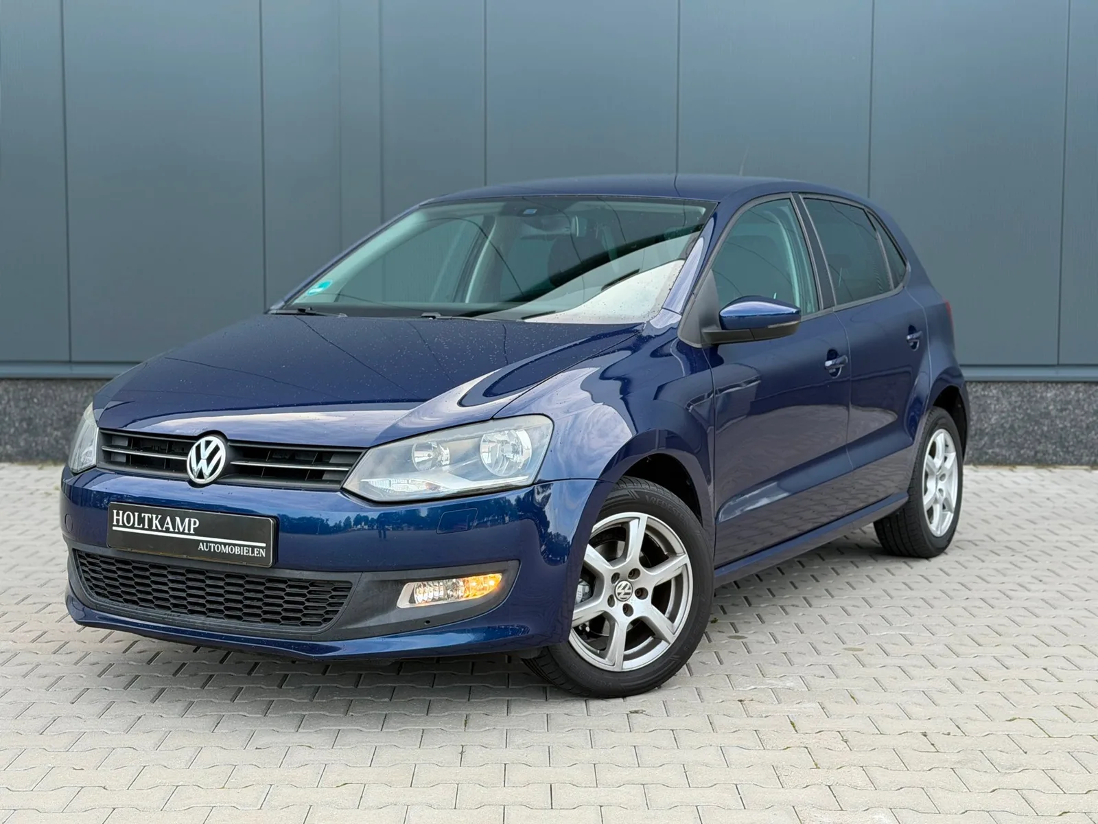 Volkswagen Polo (2009) — foto 1