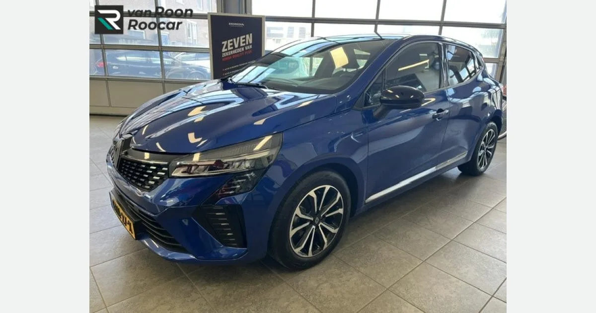 Renault Clio (2024) — foto 1