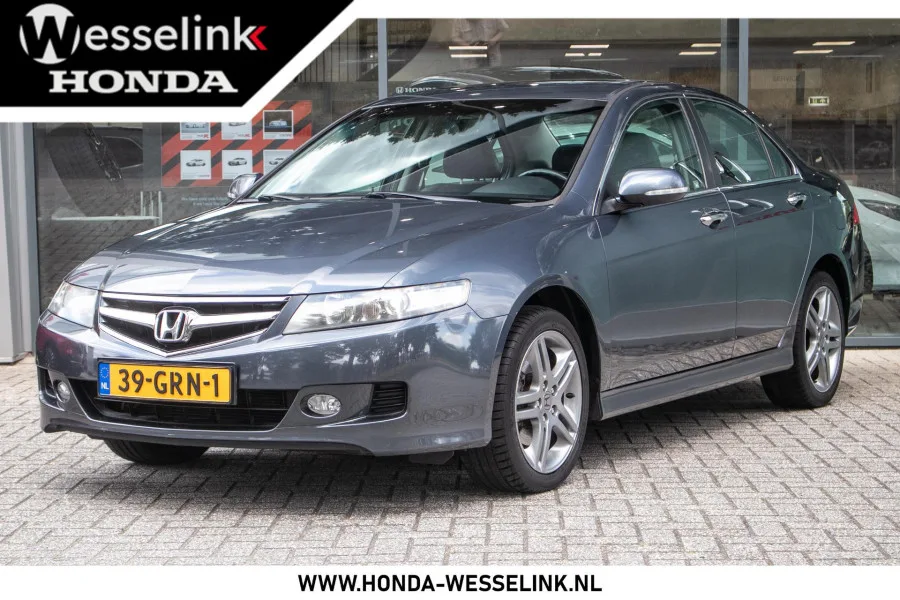 Honda Accord (2008) — foto 1