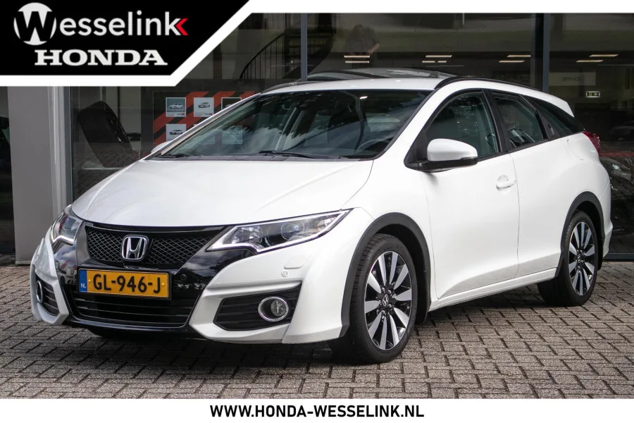 Honda Civic (2015) — foto 1