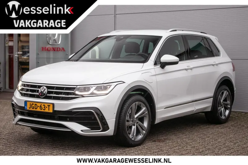 Volkswagen Tiguan (2022)