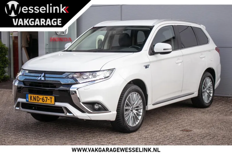 Mitsubishi Outlander (2020)