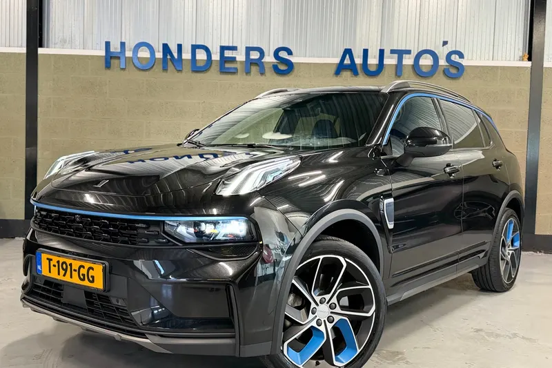 Lynk & Co 01 (2023)