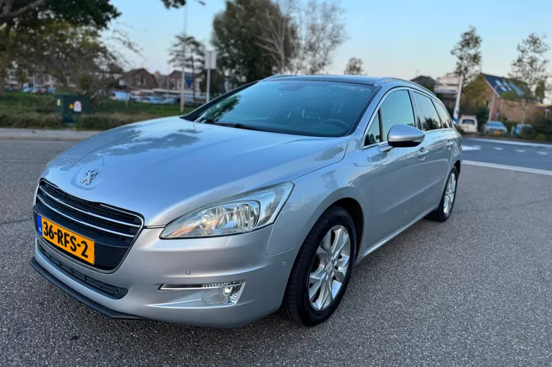 Peugeot 508 (2011)