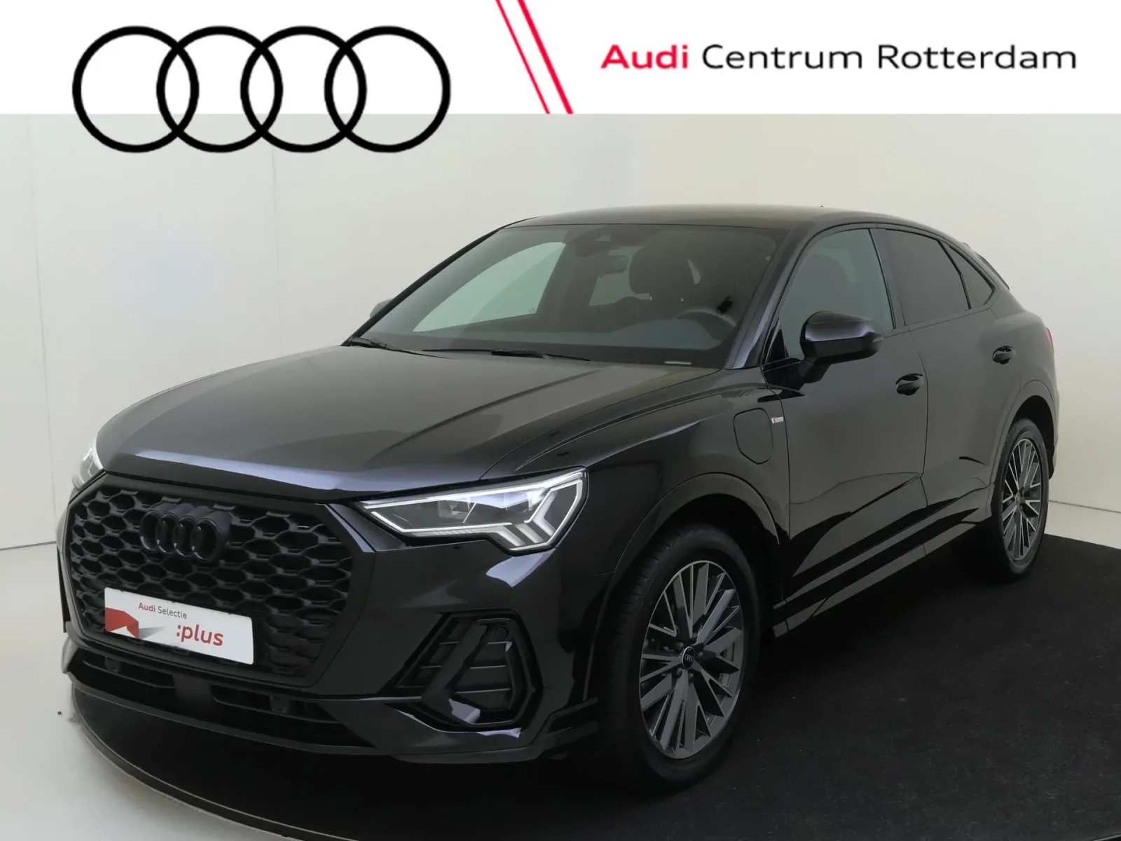 Audi Q3 Sportback (2022) — foto 1