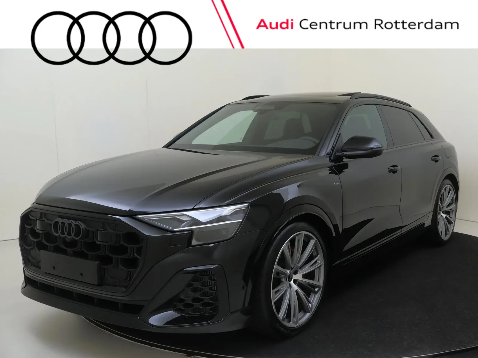 Audi Q8 (0) — foto 1