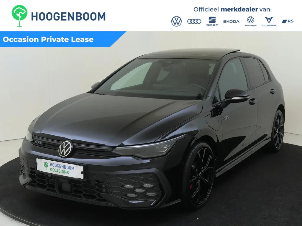 Volkswagen Golf (2025) — foto 1