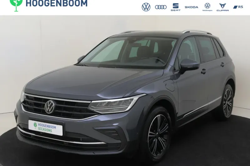 Volkswagen Tiguan (2022)
