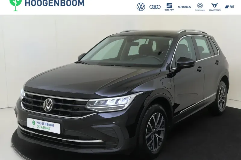 Volkswagen Tiguan (2022)
