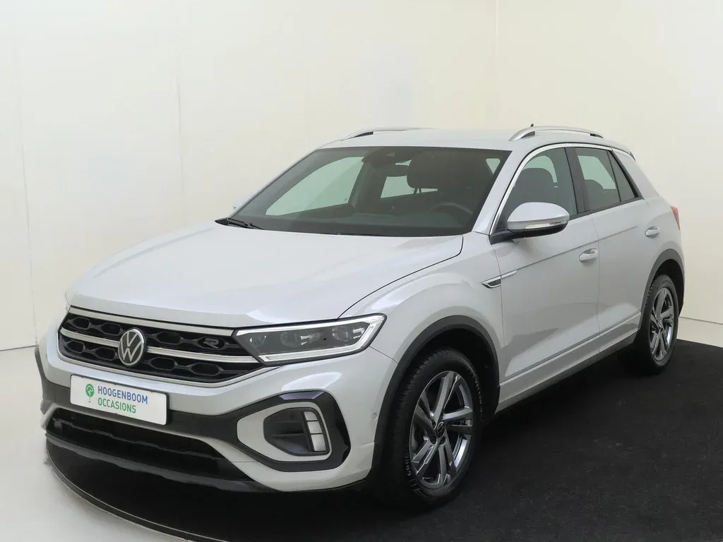 Volkswagen T-Roc (2024) — foto 1