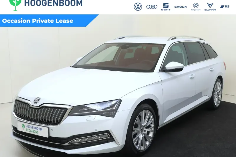 Škoda Superb (2023)