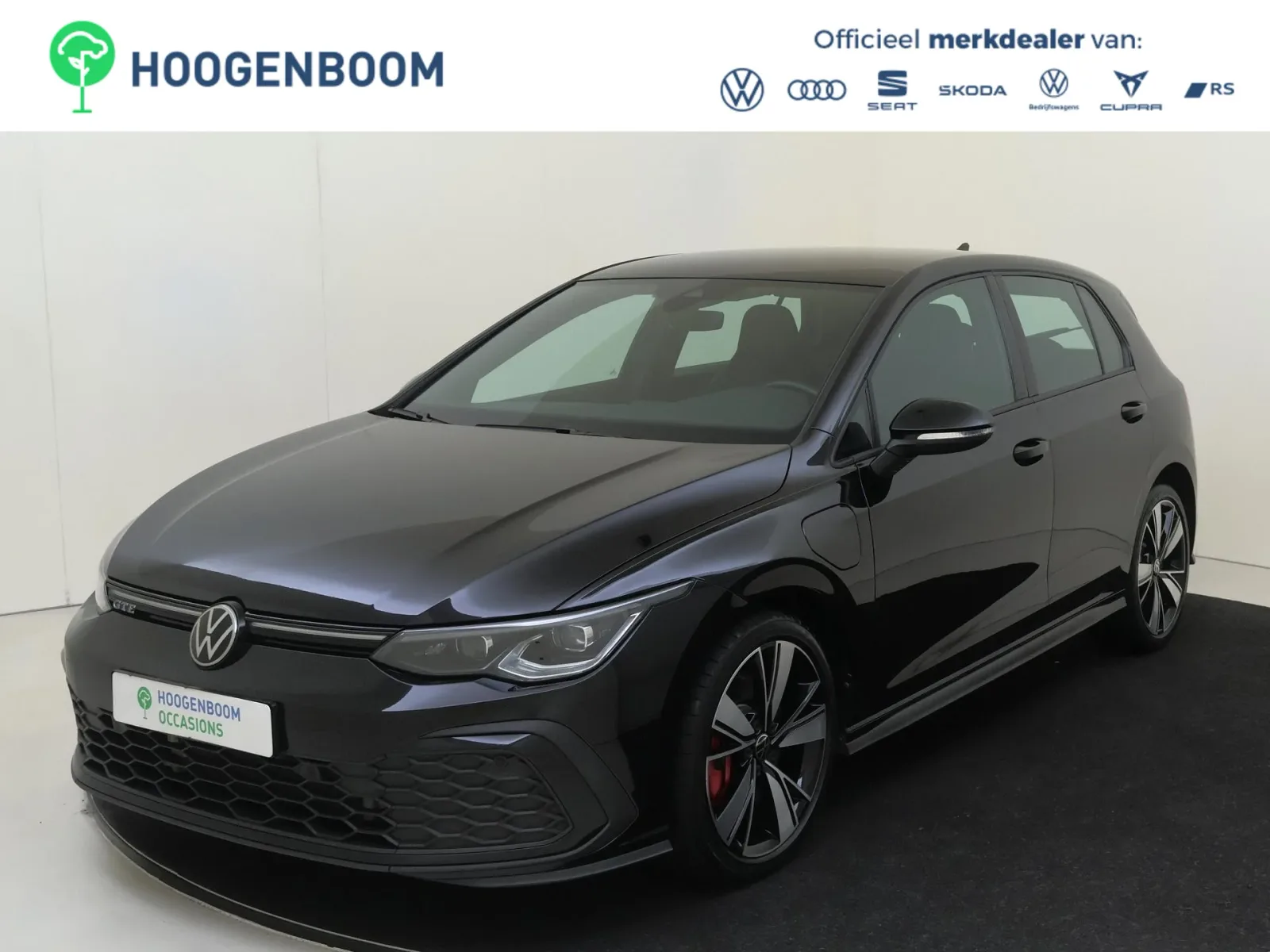 Volkswagen Golf (2023) — foto 1