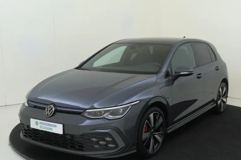 Volkswagen Golf (2022)