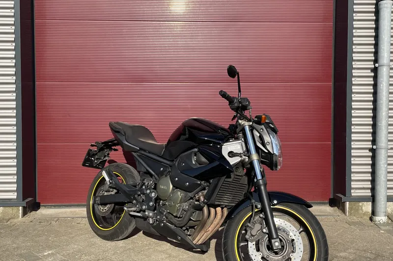 Yamaha XJ6 (2009)