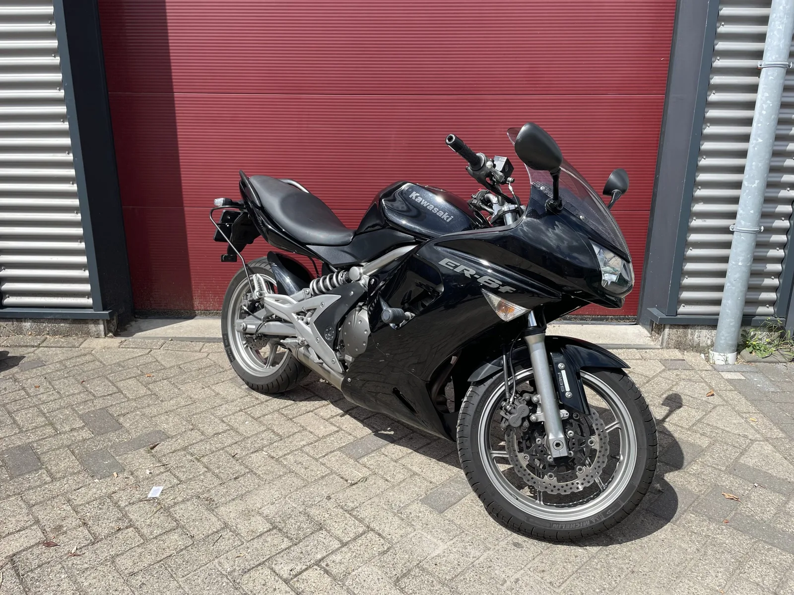 Kawasaki Er-6f (2008) — foto 1