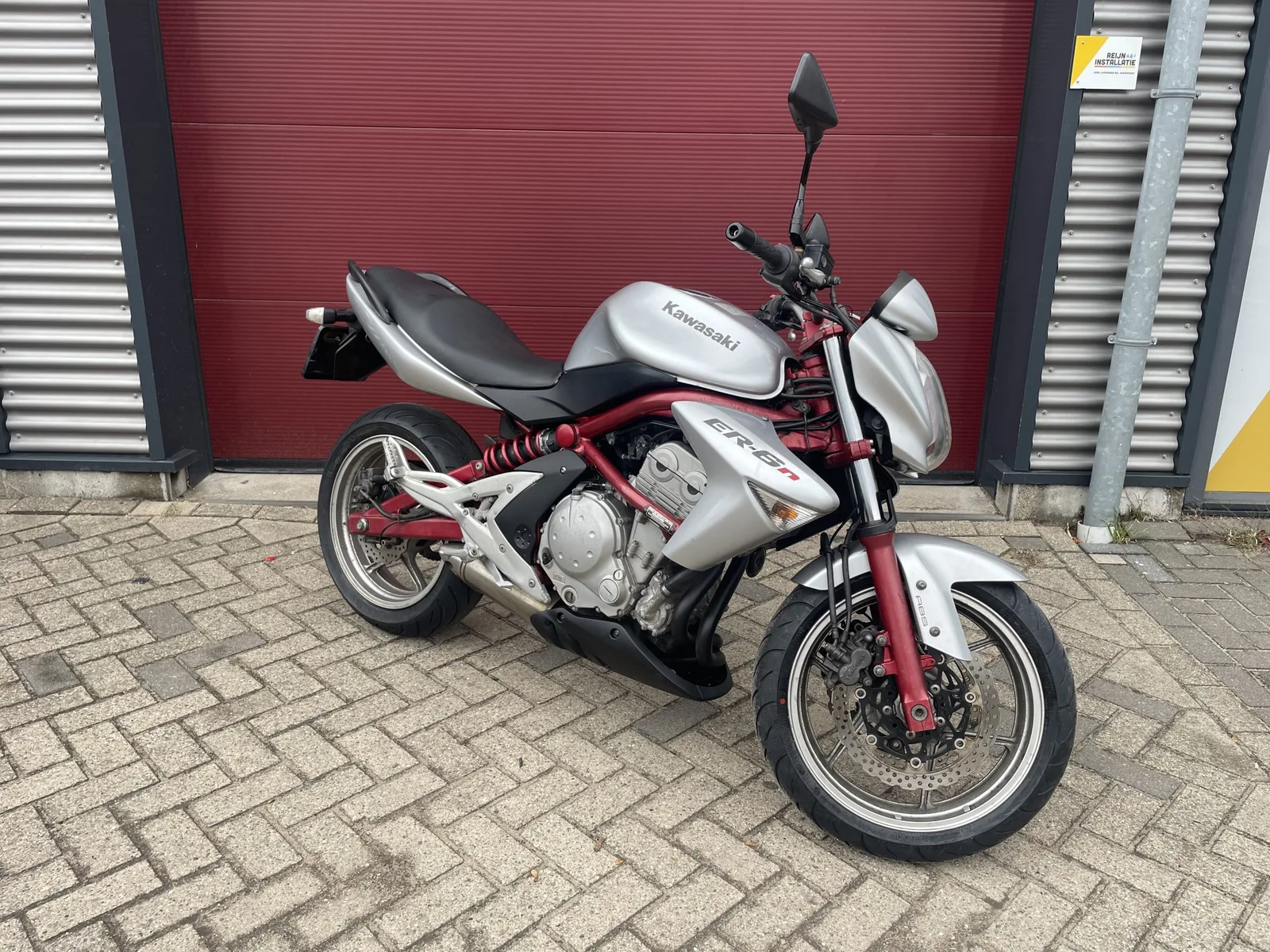 Kawasaki Er-6n (2008) — foto 1