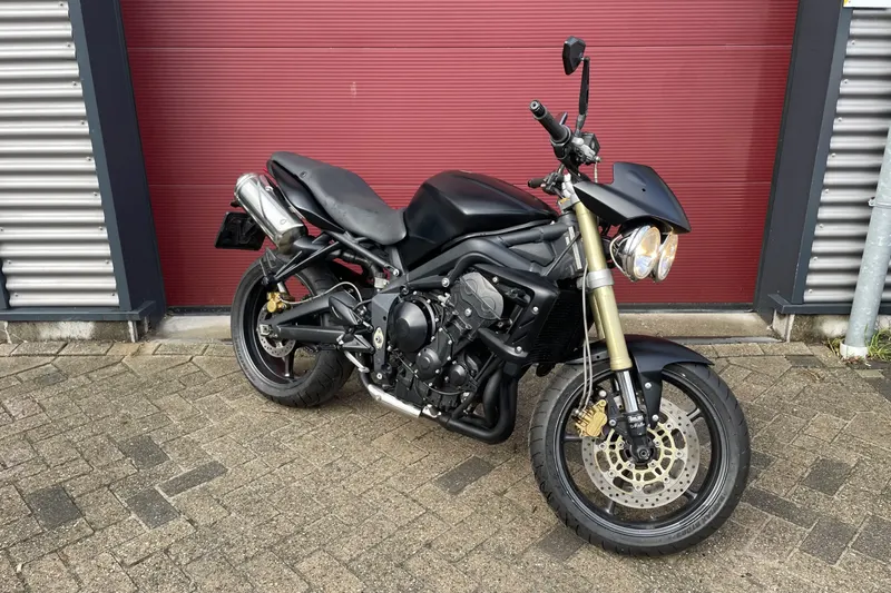 Triumph Street Triple 675 (2007)