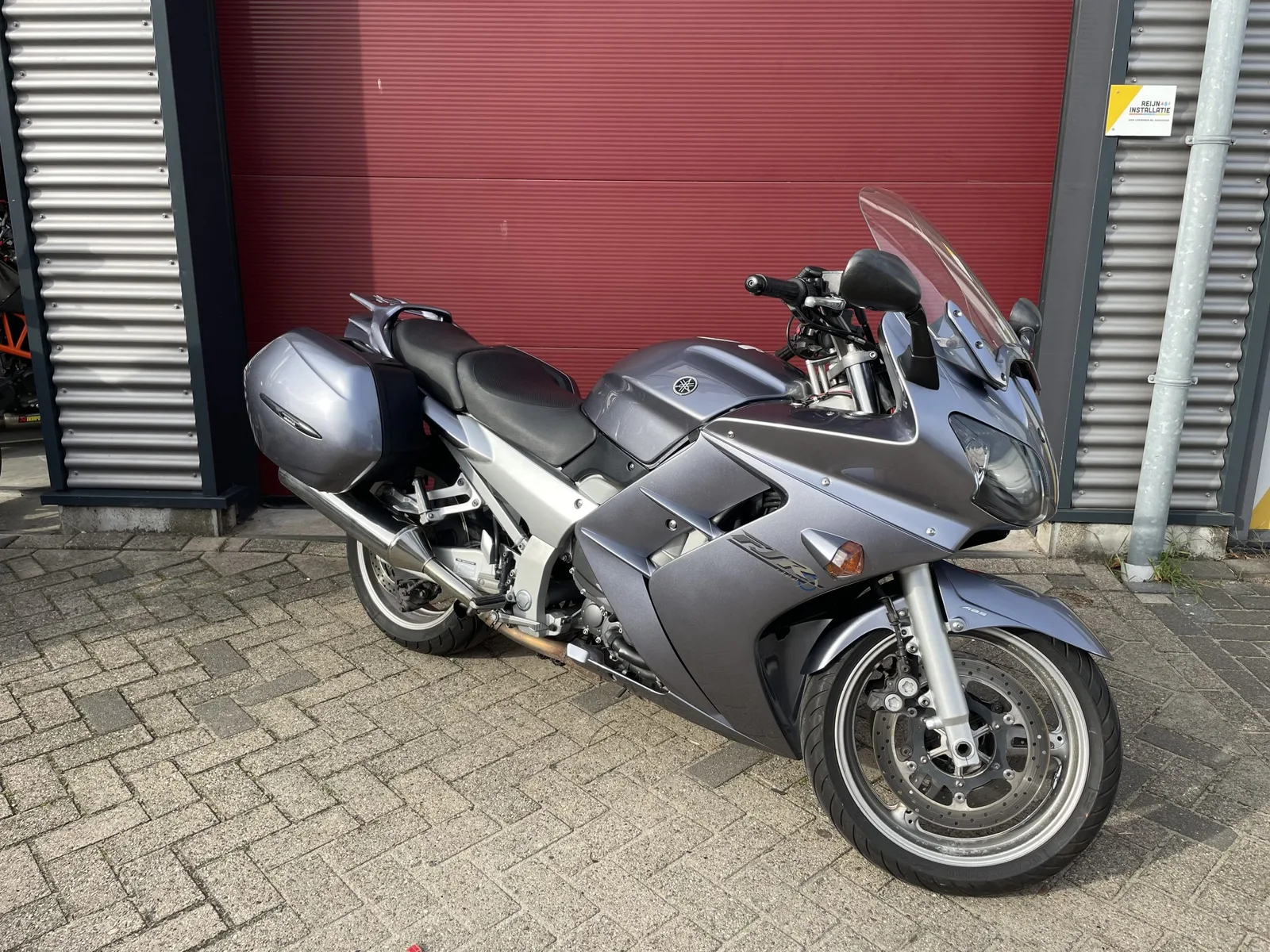 Yamaha FJR1300 (2005) — foto 1