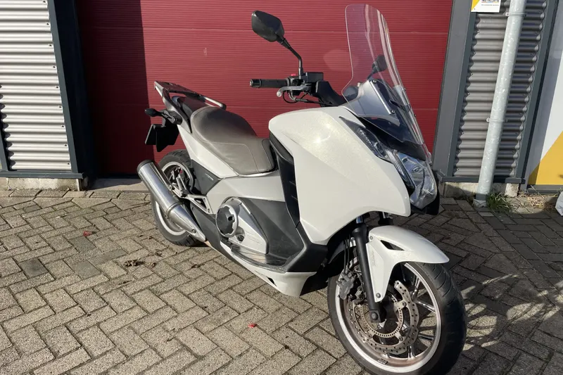 Honda NC 700D Integra (2012)