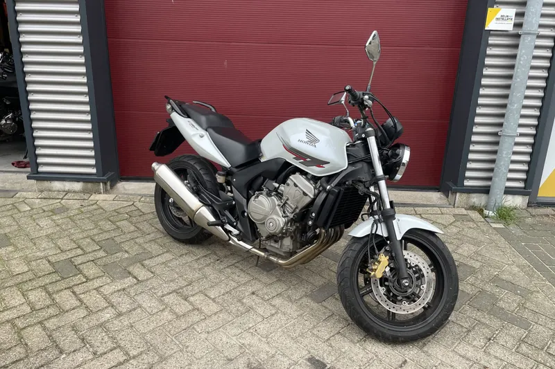 Honda CBF 600N (2011)
