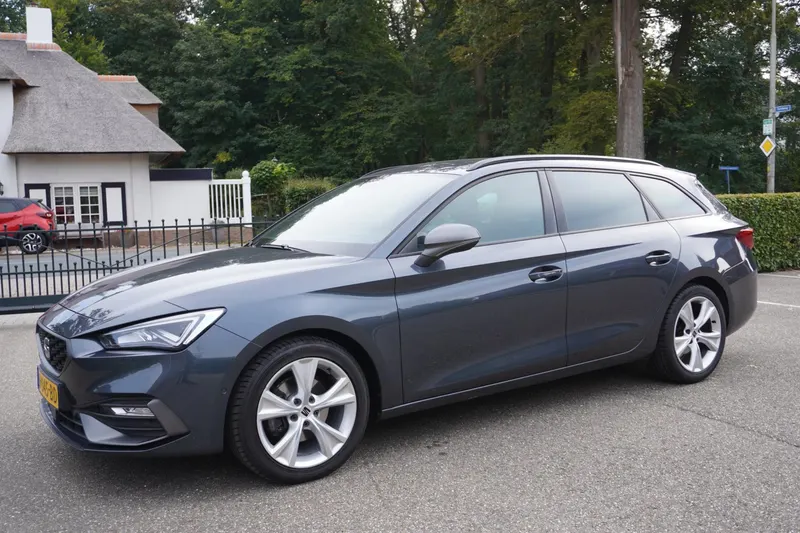 SEAT Leon Sportstourer (2021)
