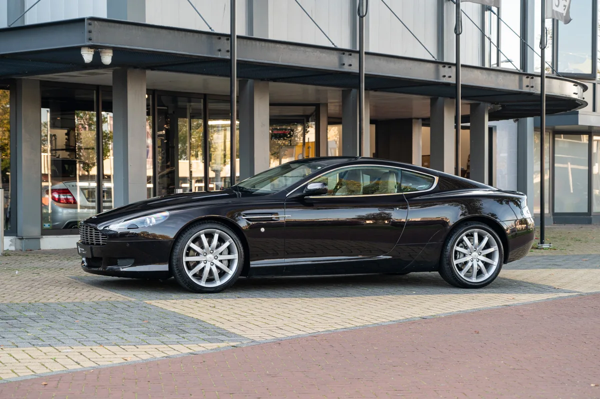 Aston Martin DB9 (2008) — foto 1