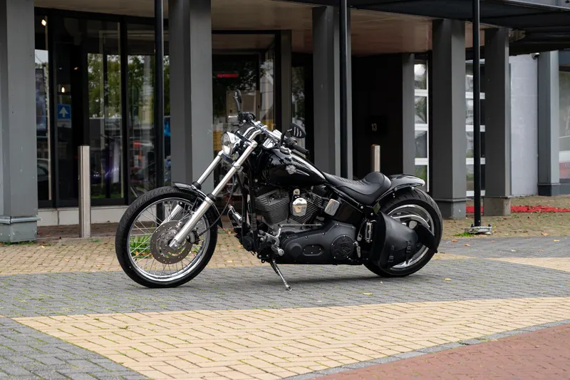 Harley-Davidson Softail Custom (2006)