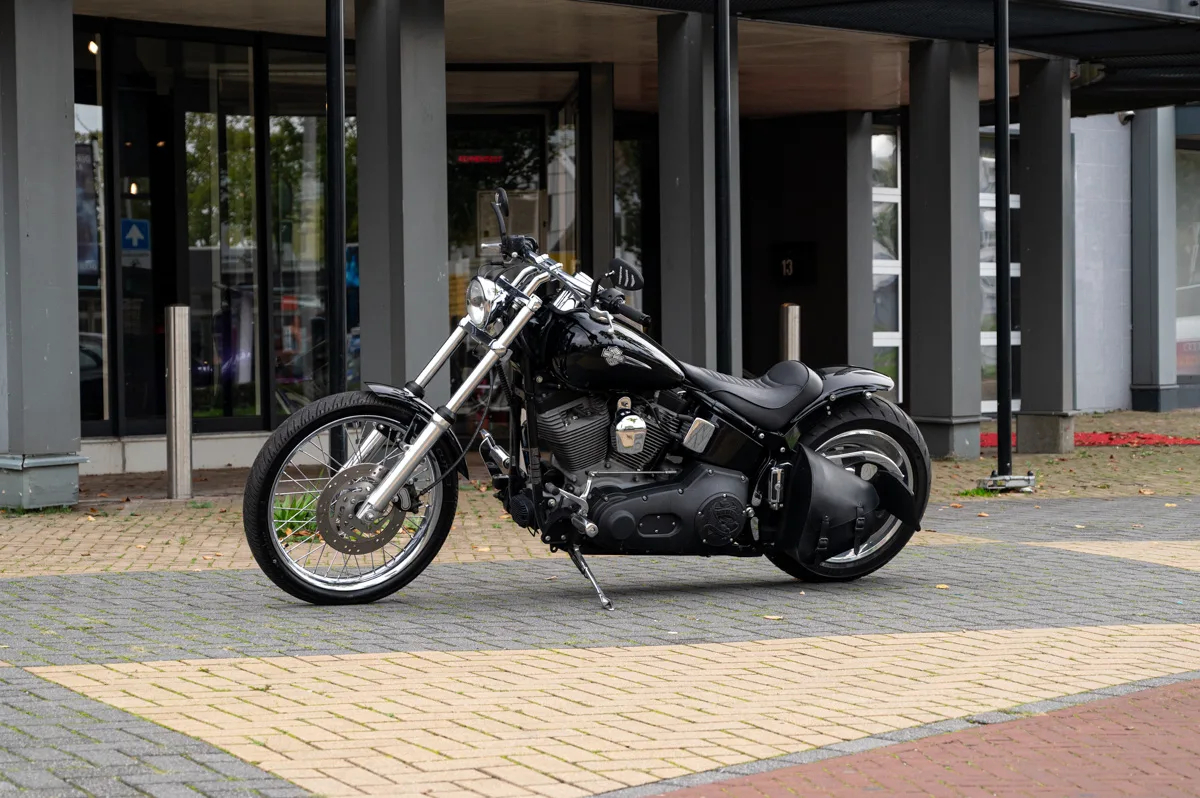 Harley-Davidson Softail Custom (2006) — foto 1