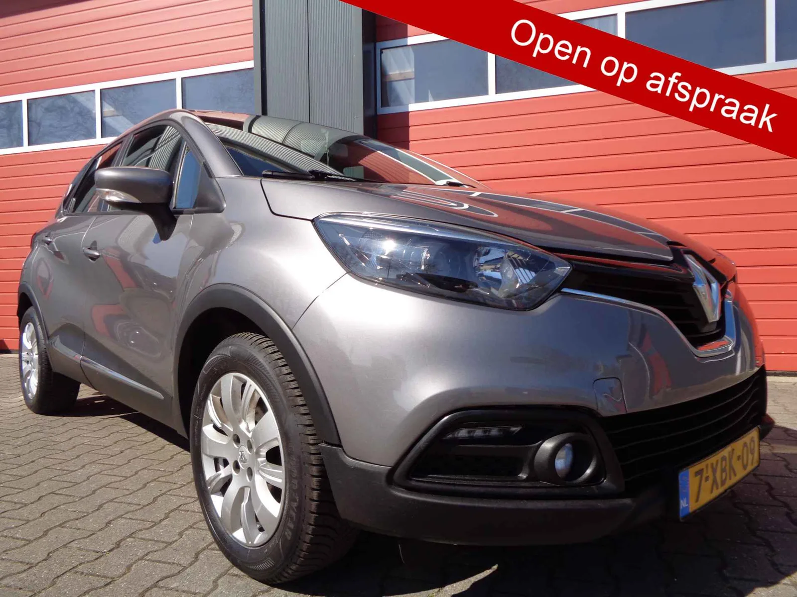 Renault Captur (2014) — foto 1