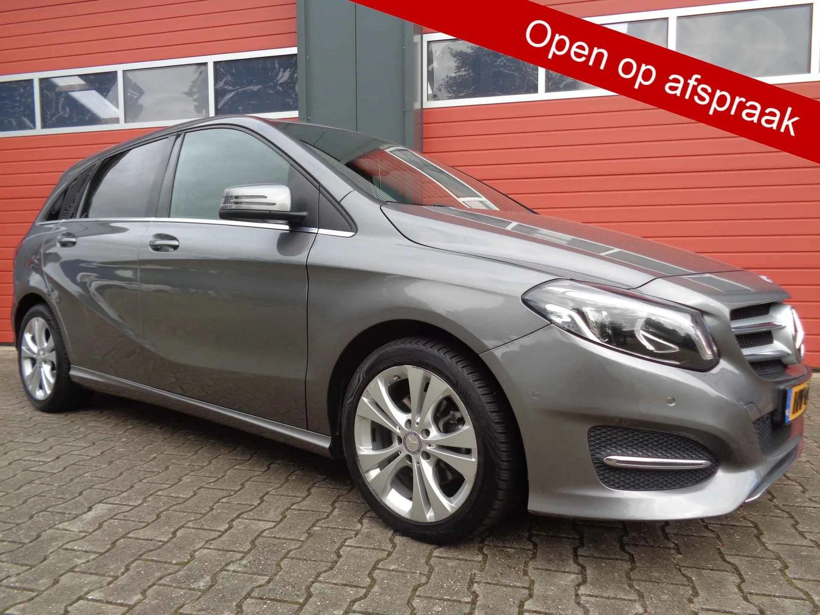 Mercedes-Benz B-Klasse (2016) — foto 1