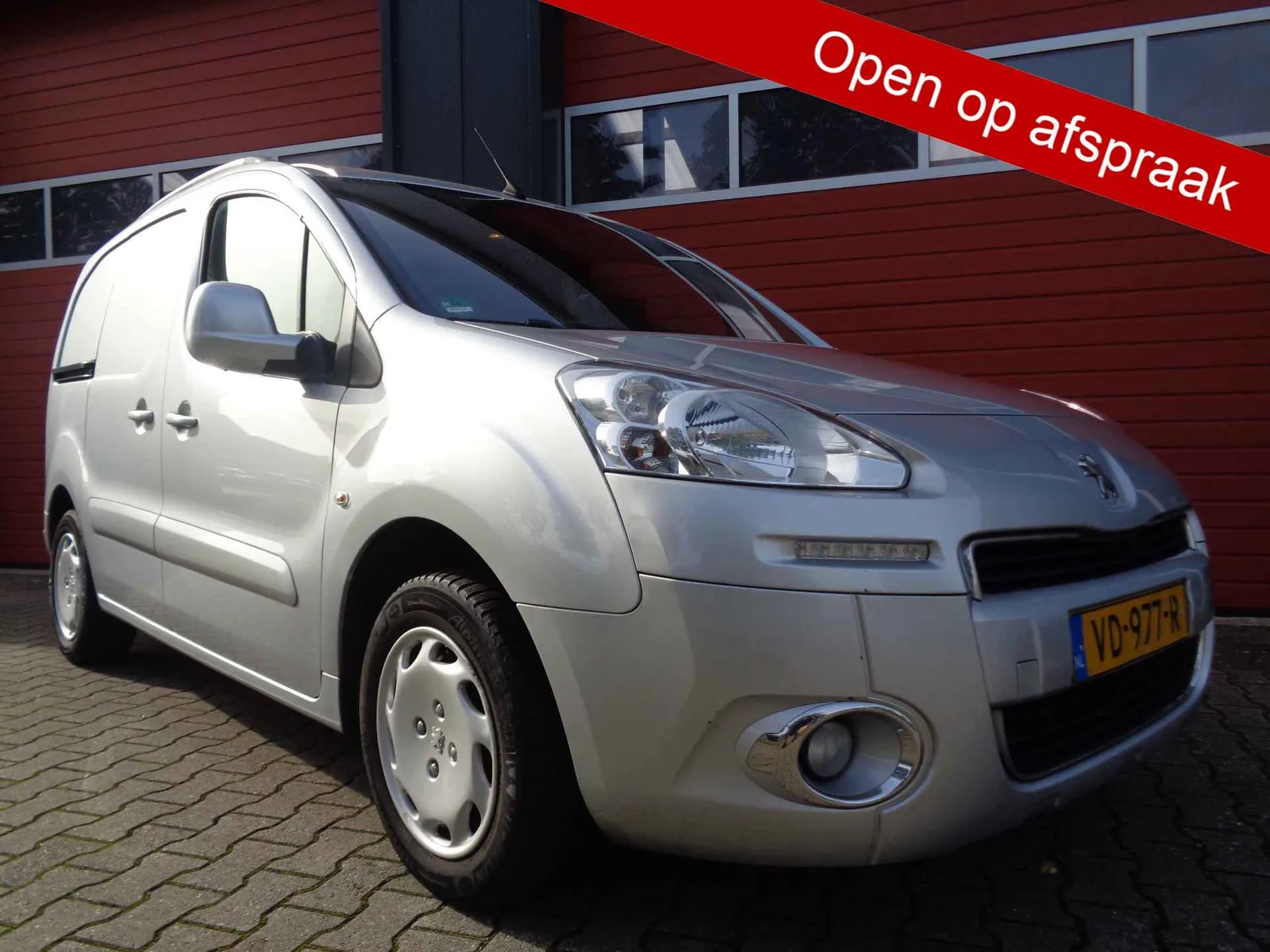 Peugeot Partner (2013) — foto 1