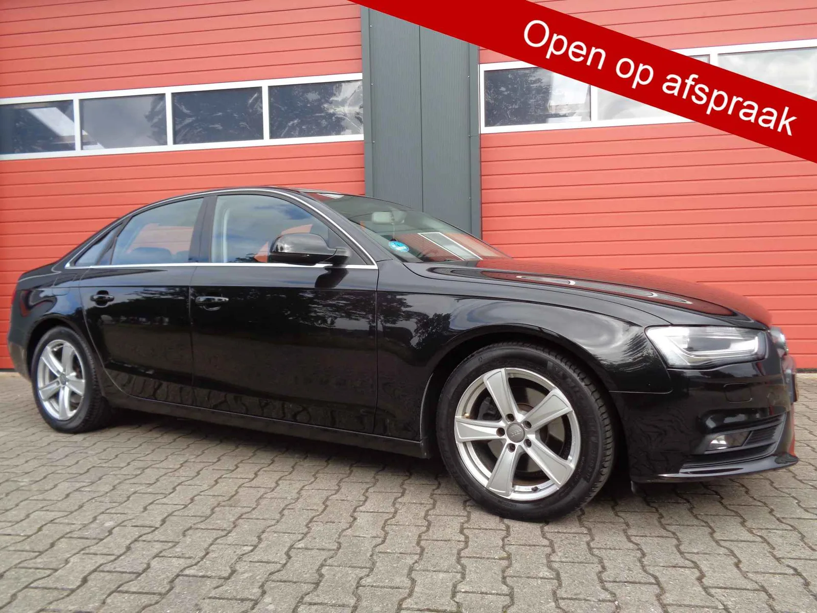 Audi A4 (2013) — foto 1
