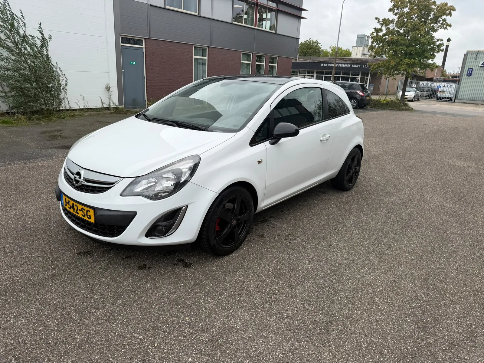 Opel Corsa (2014) — foto 1