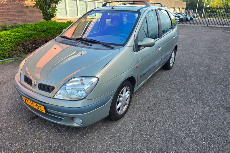 Renault Scénic (2002)