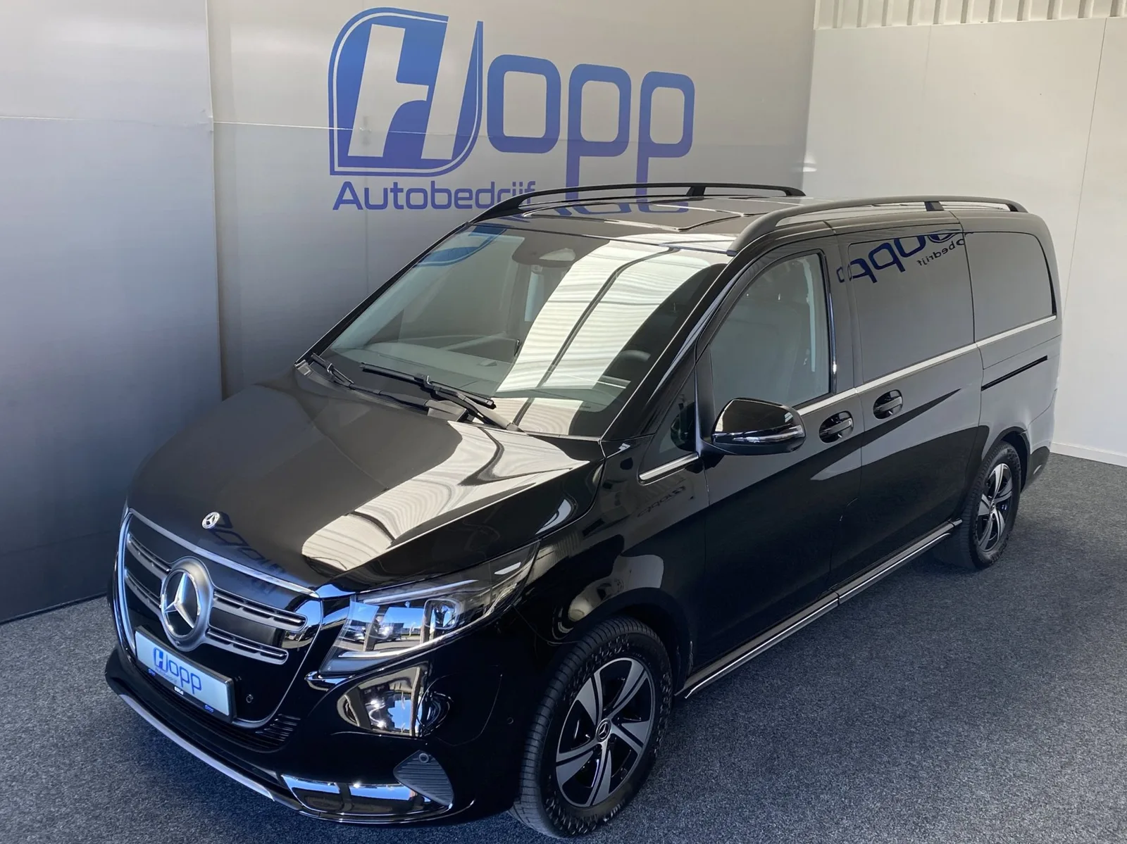 Mercedes-Benz EQV (2026) — foto 1